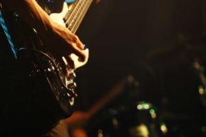 スタジオミュージシャンの気になる働き方と収入となり方について