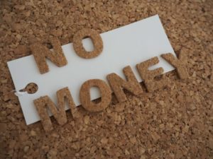 バンドマンが収入を増やしたいと思ったらまず出費を減らした方が良い理由
