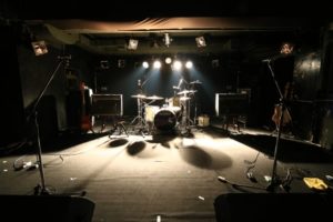 【バンドマン必見】バンド活動にかかる費用を抑える方法