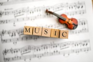 【プロ】音楽講師を目指すために必要なことと講師の種類