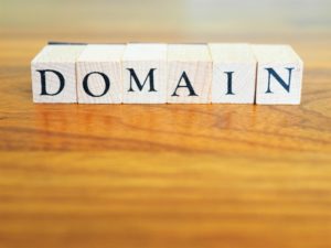 はじめてドメインを取得するための手順と注意点を紹介します