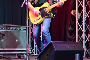 なぜミュージシャンを目指す?売れないミュージシャンの将来