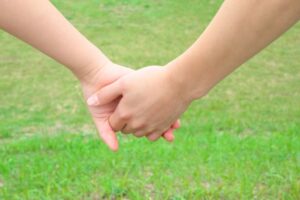 【恋愛ソング】夫婦、恋人と一緒に聴きたいおすすめのラブソング！